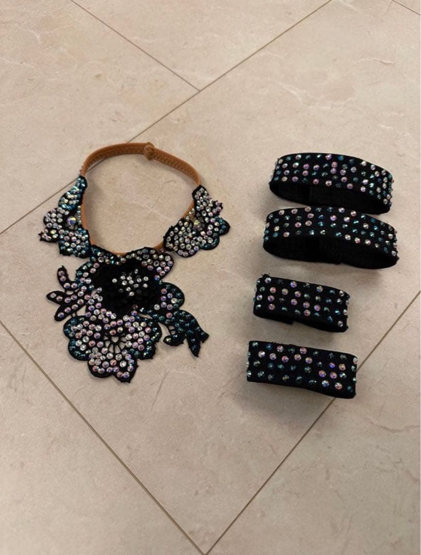 黒と金のラテンダンスドレス超豪華キラッキラ