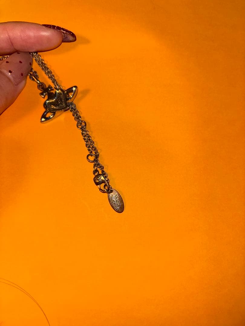 ヴィヴィアンウエストウッドネックレス