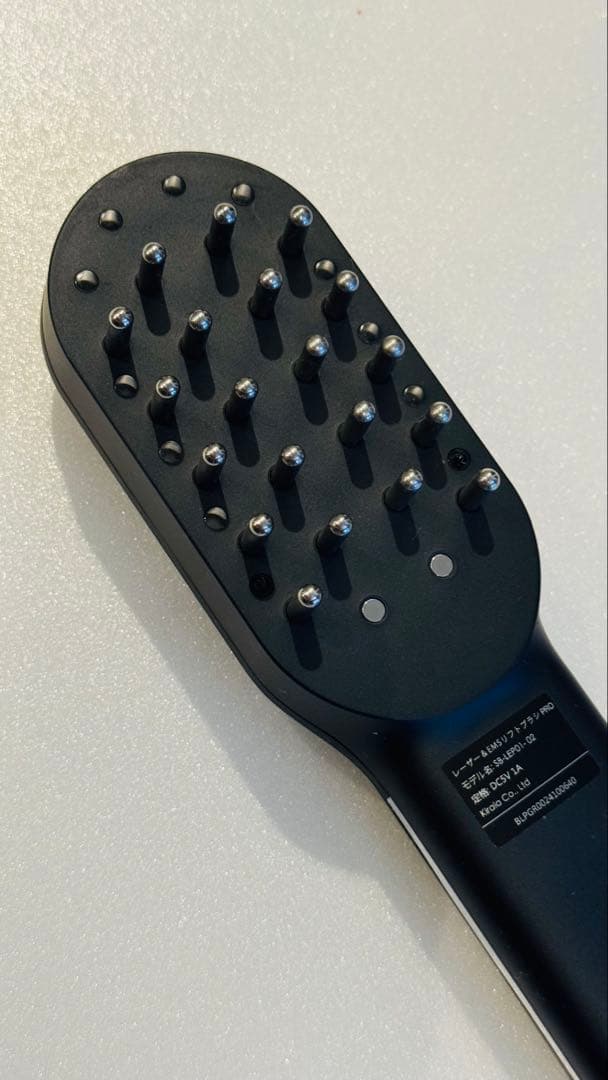 レーザー＆EMSリフトブラシPRO 限定ポーチ付き