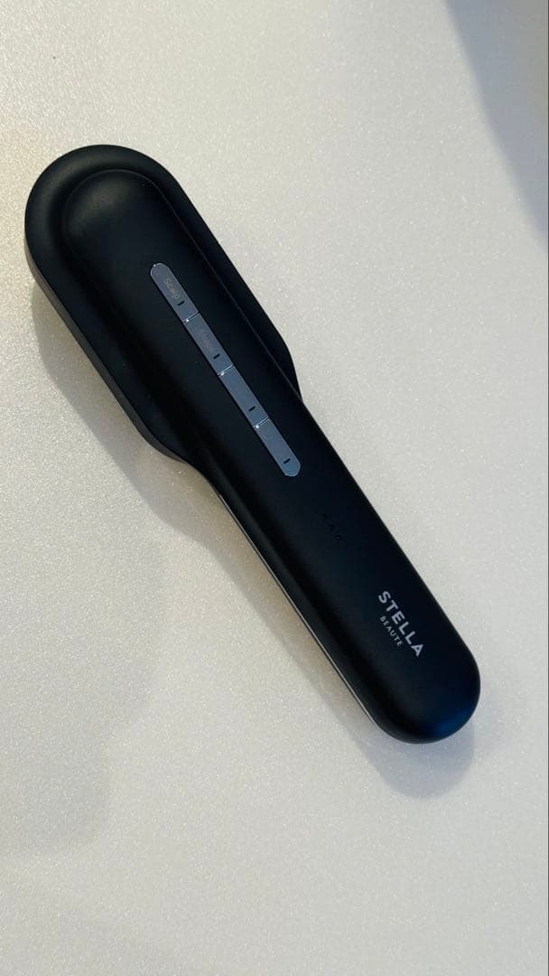 レーザー＆EMSリフトブラシPRO 限定ポーチ付き