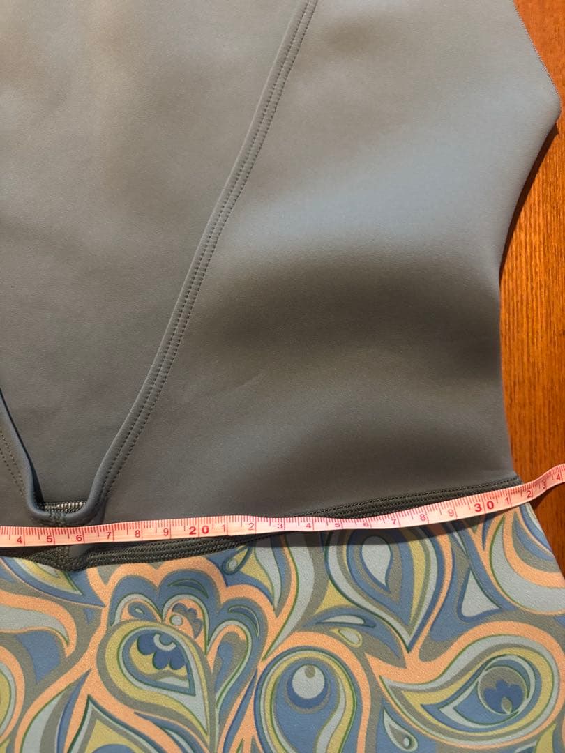 水着・ラッシュガード seea