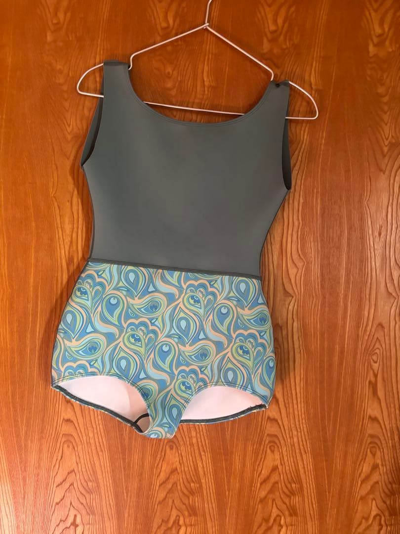 水着・ラッシュガード seea