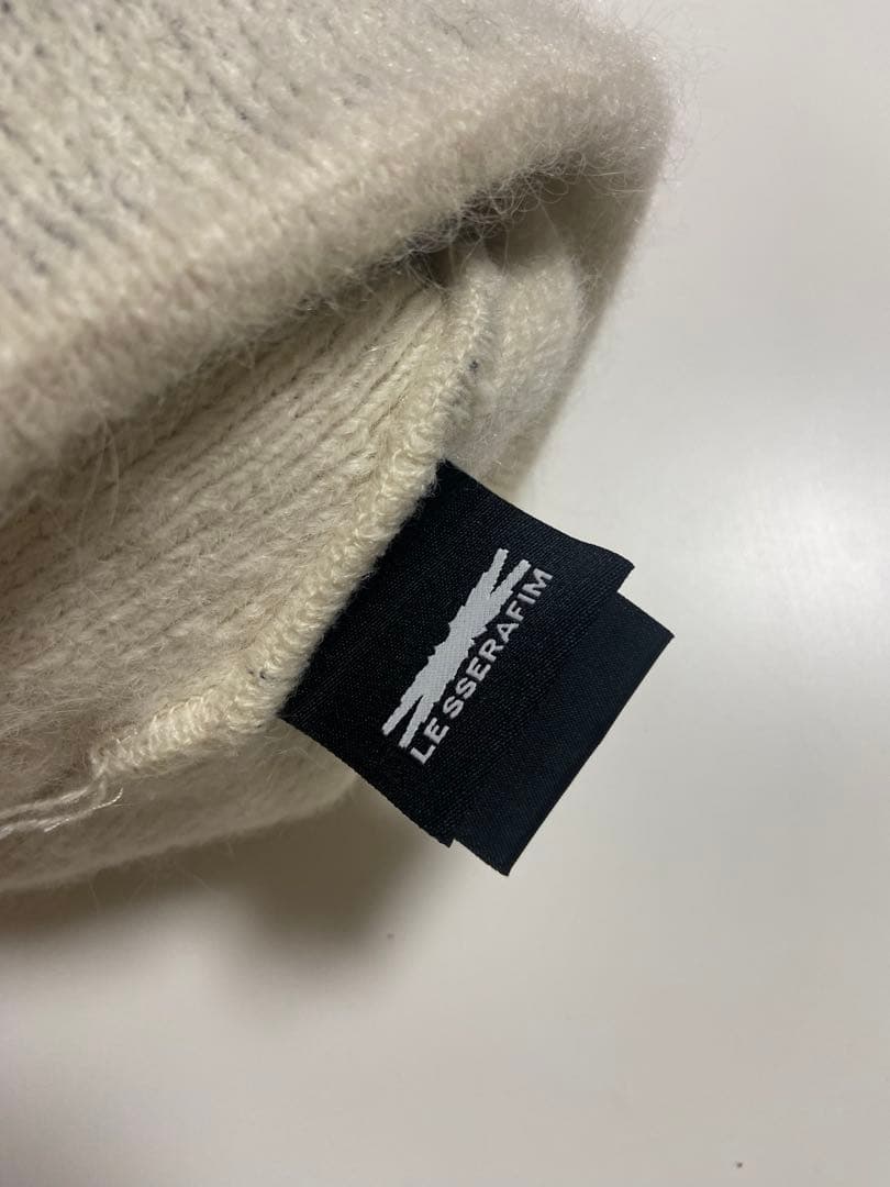 ニューエラ LE SSERAFIM ホワイト ニット帽