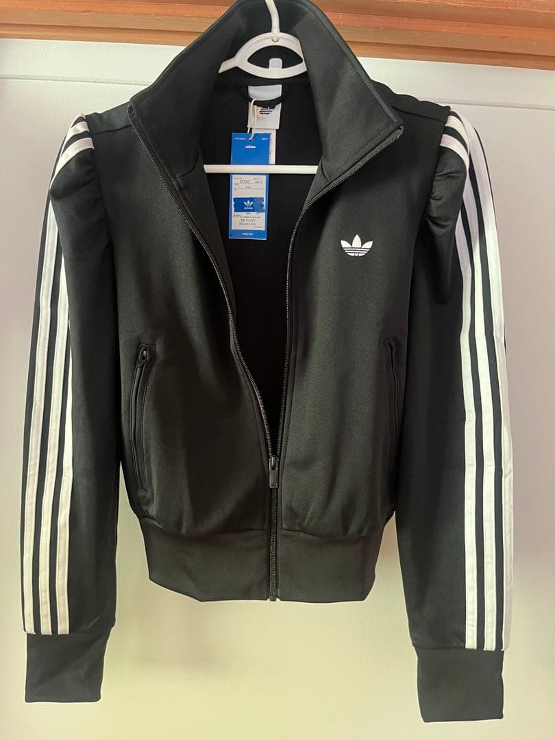 adidas エレベーテッドスリーブFBトラックトップ Mサイズ ブラック