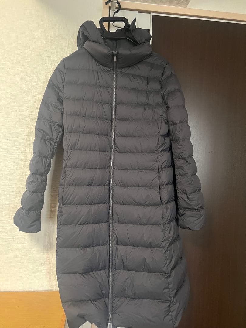 ★極美品★ユニクロ　469872 ウルトラライトダウンロングコート