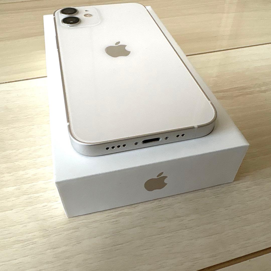 【極美品】iPhone 12 mini ホワイト SIMフリー 128GB