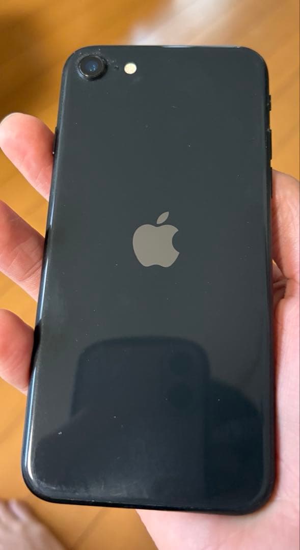 iPhoneSE第二世代　64GB