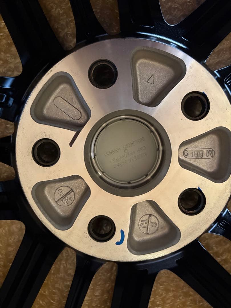 クロストレックstiアルミホイールセット 18インチ 7J SG217FN020