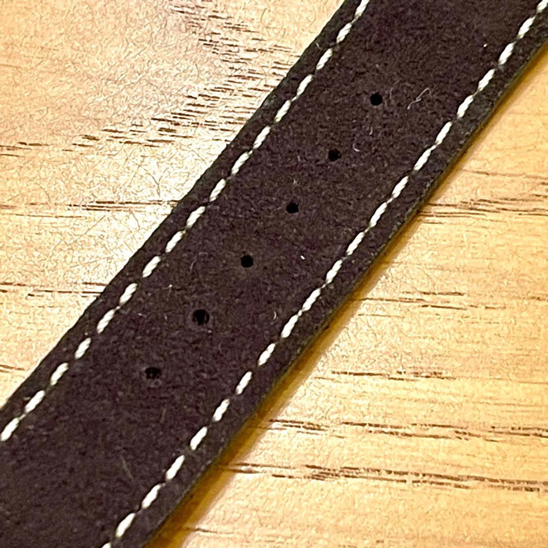 TUDOR チューダー　チュードル　革