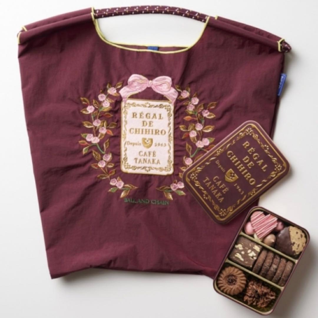 ボールアンドチェーン　カフェタナカ　クッキー缶