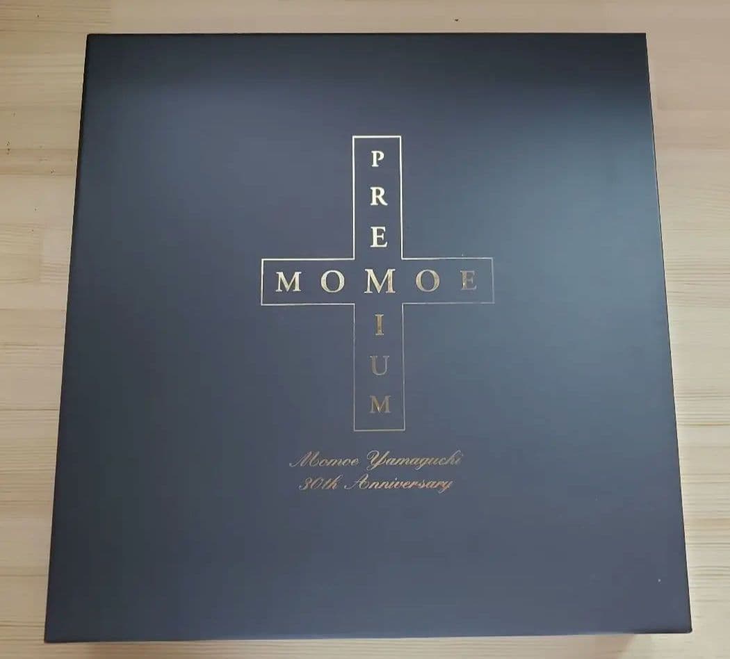 大幅値下げ!!MOMOE PREMIUM 山口百恵 30周年記念 完全生産限定版