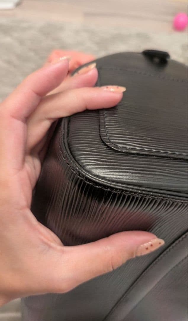 ルイ・ヴィトン ブラック ハンドバッグ 保存袋付き