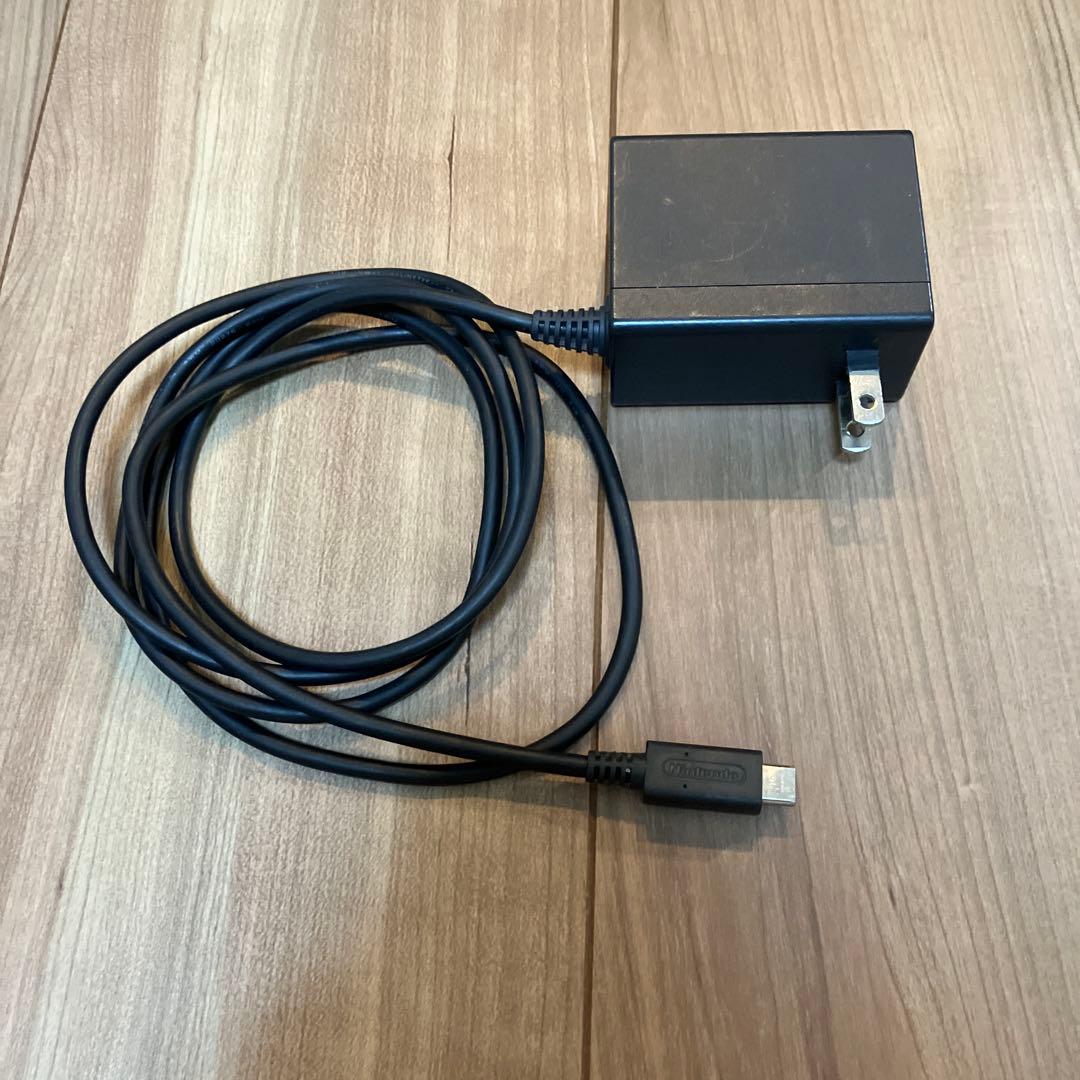 【値下げ】Nintendo Switch Lite ピンク 本体と充電器