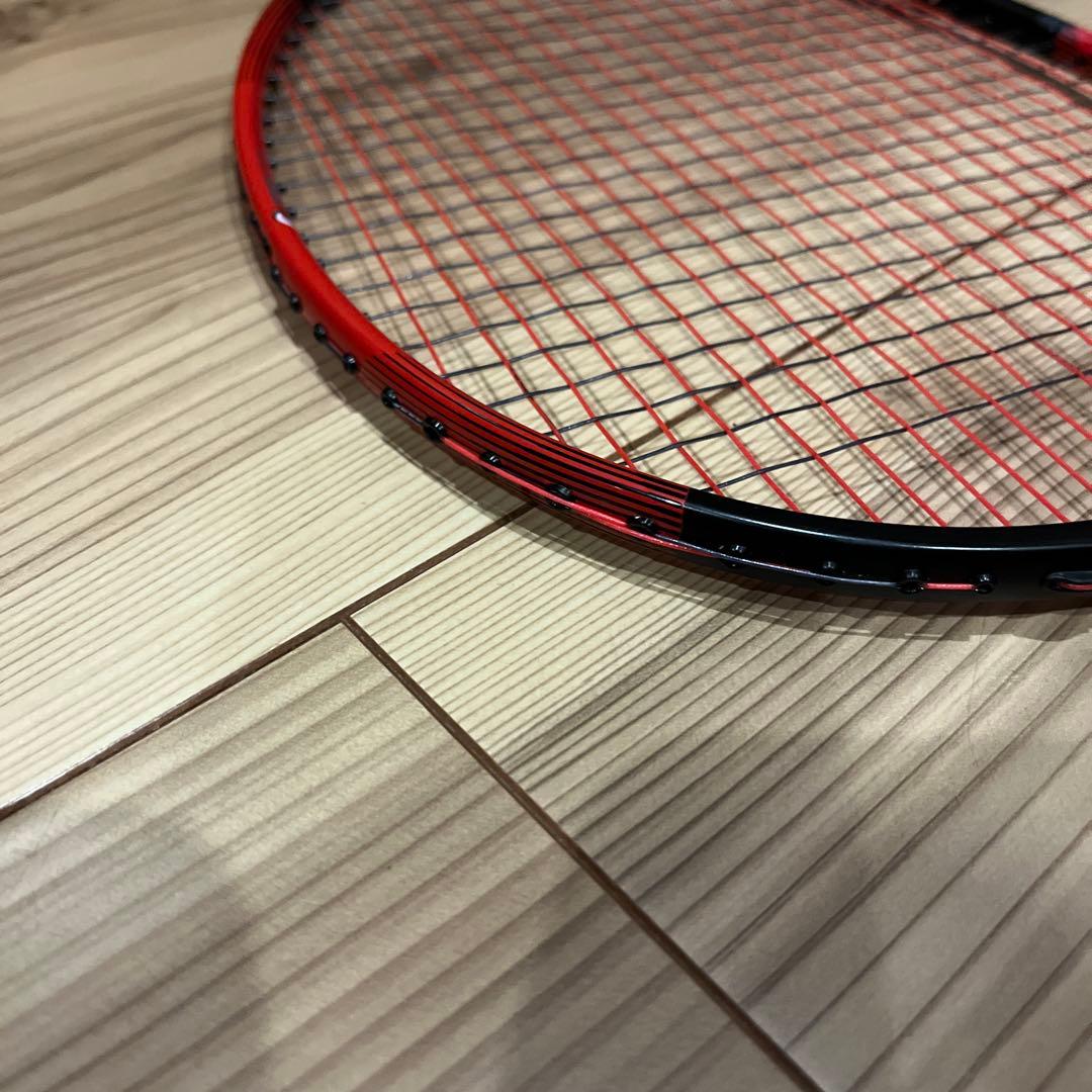 ASTRO CONTROL 88 バドミントンラケット 黒赤