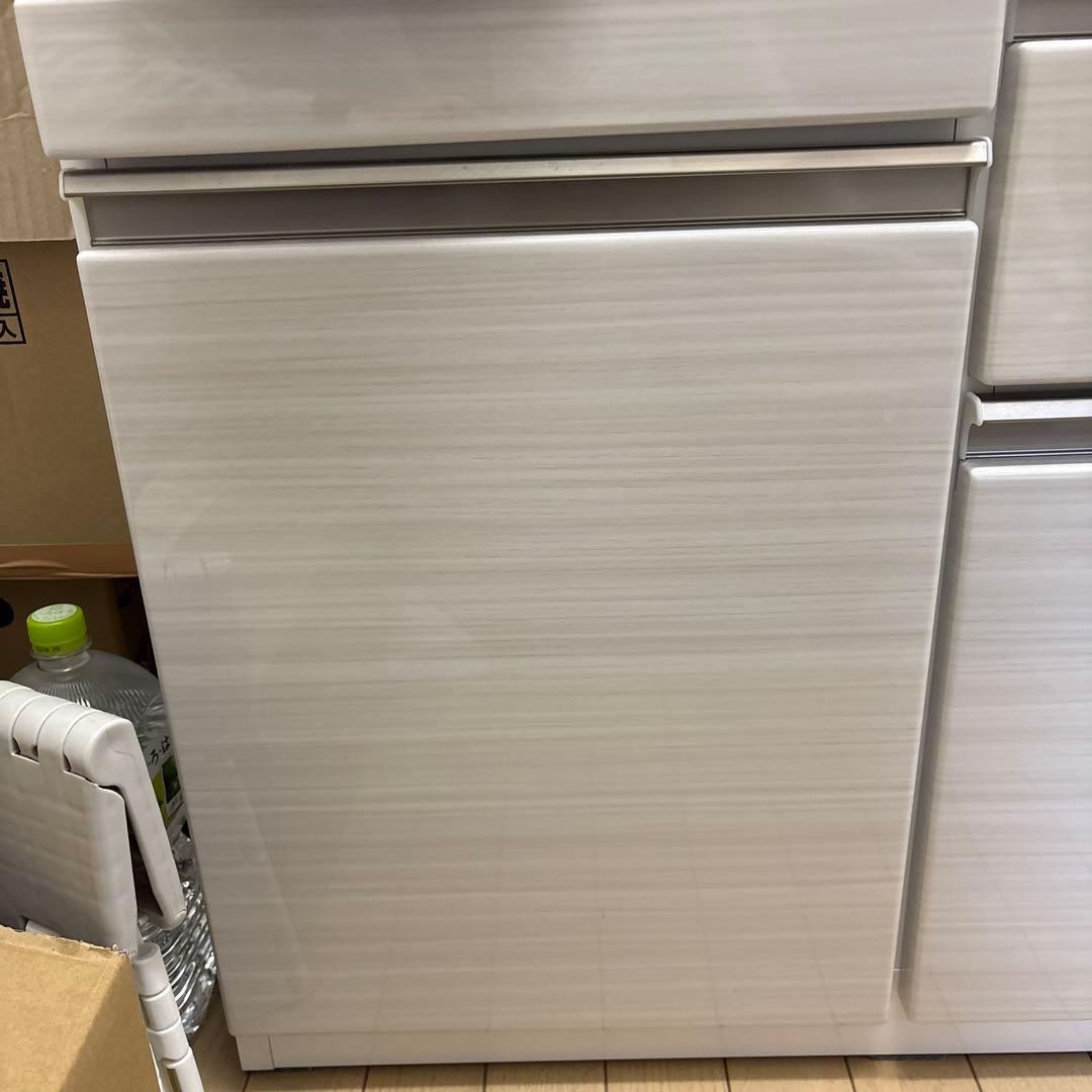 ニトリ食器棚　縦210横100幅50（引き取り可）