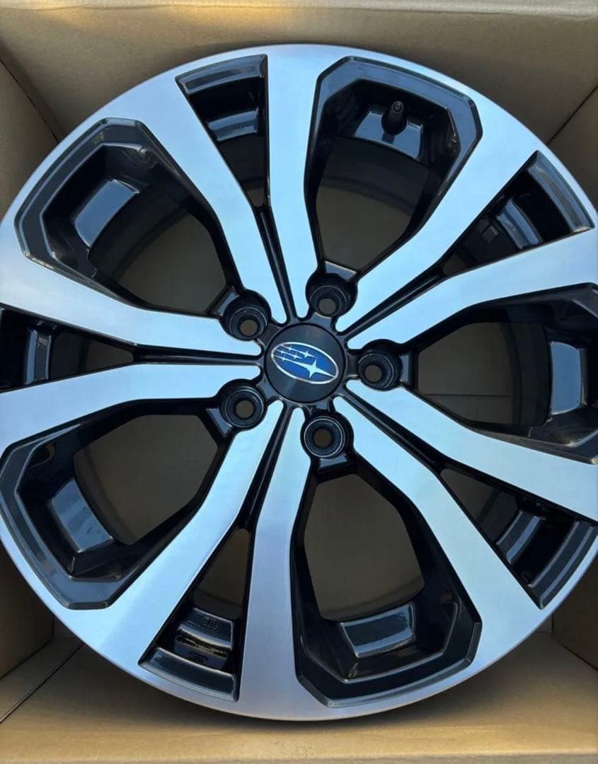 [送料込み]ホイール④スバル フォレスター 18インチ ホイールのみ