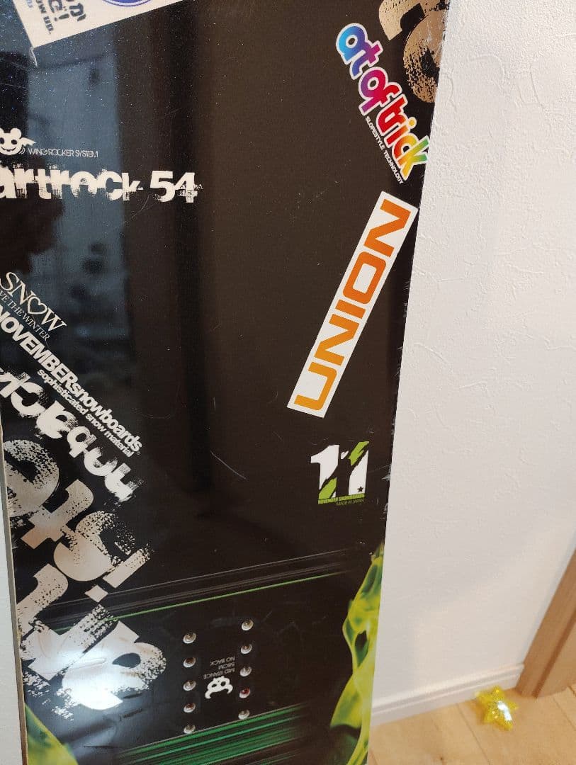 NOVEMBER　 ARTISTE　オガサカノベンバー　アートロッカー