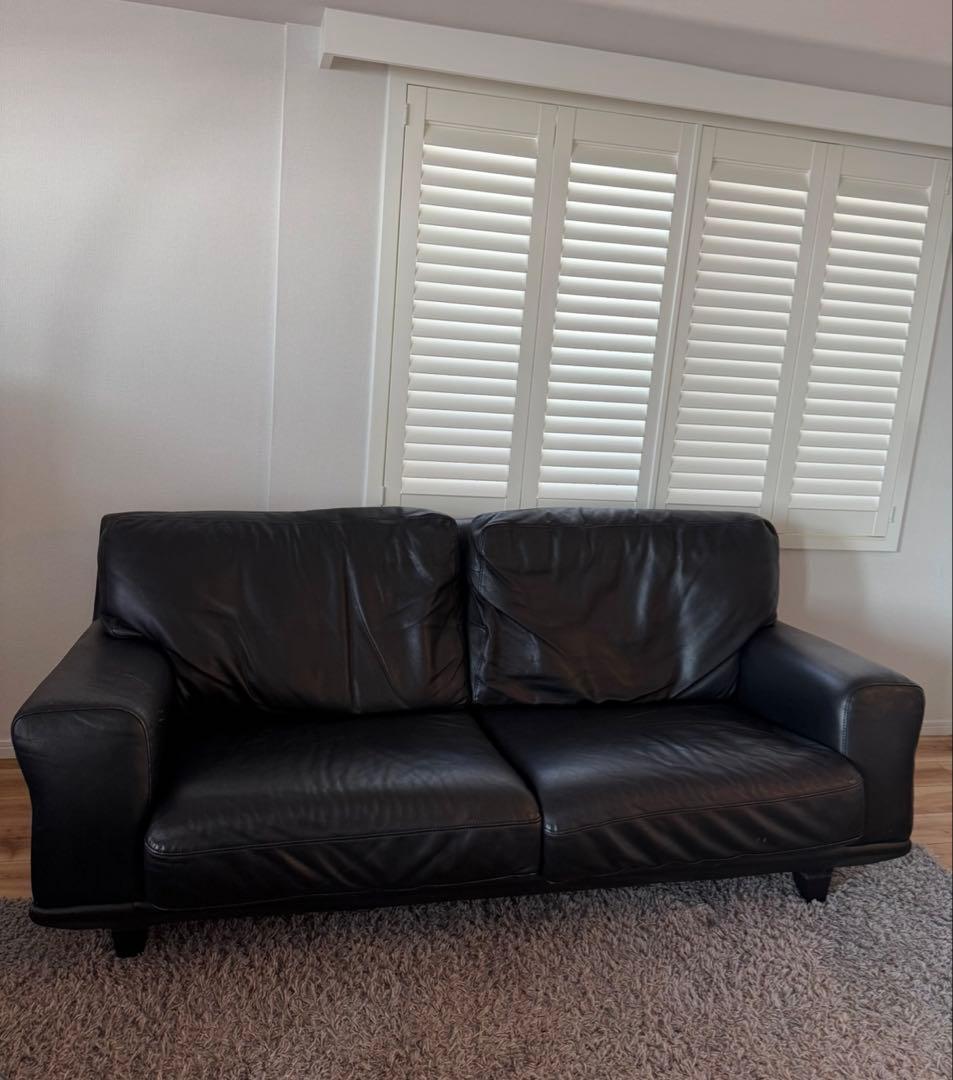 IDC大塚家具2人掛け最高級本革ソファ