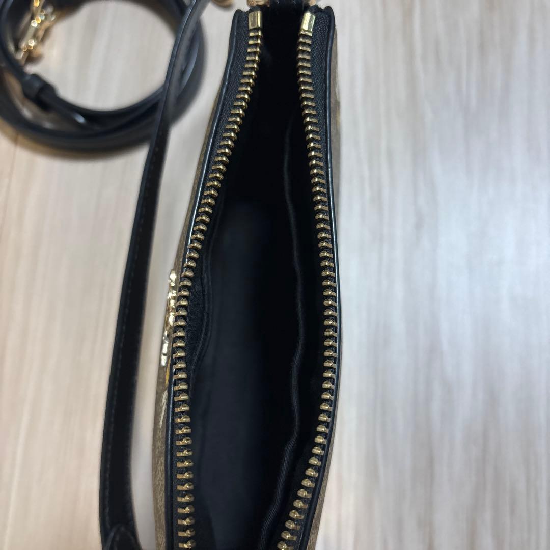 【極美品】 coach 蜂beeシグネチャー　ショルダーバック