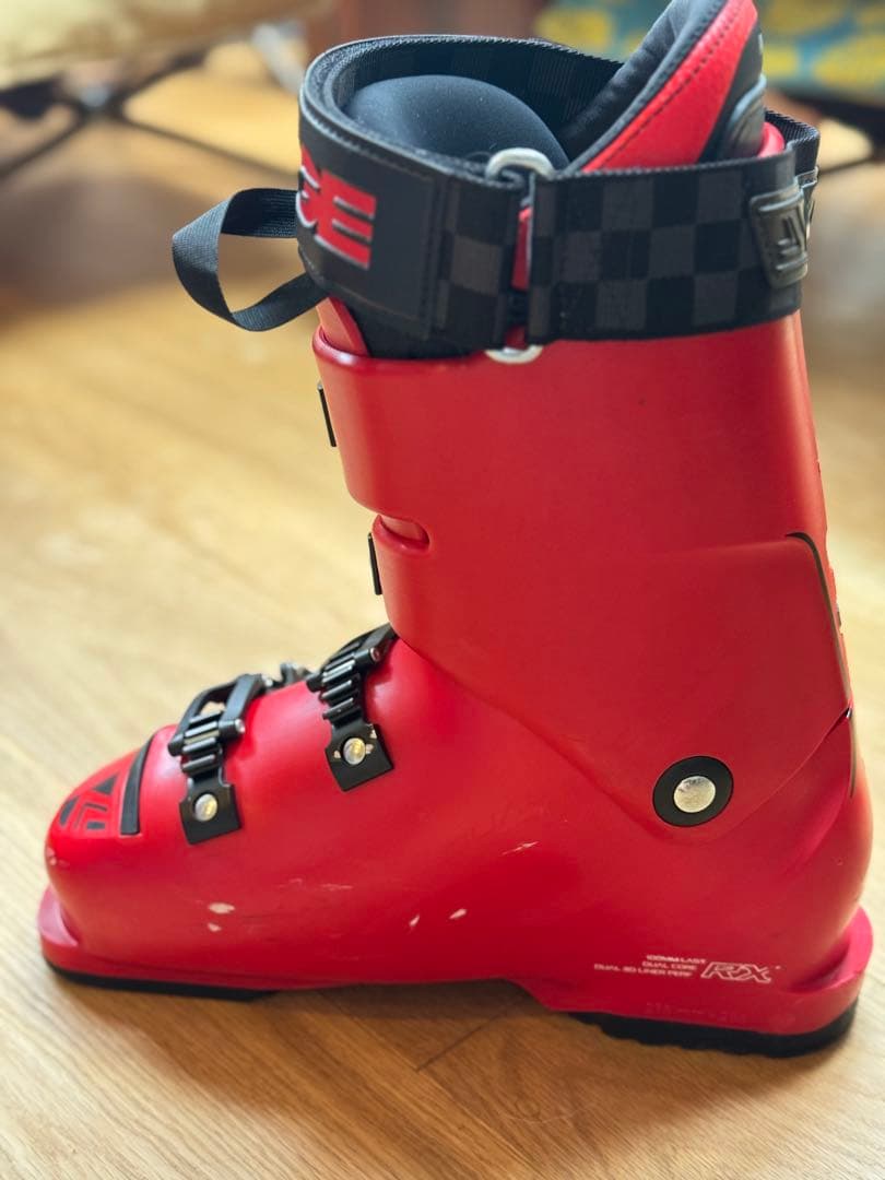 LANGE RX 110レッド スキー ブーツ