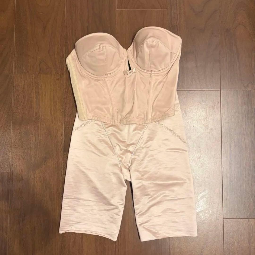 【美品】トリートドレッシング ブライダルインナー 上下 M E70