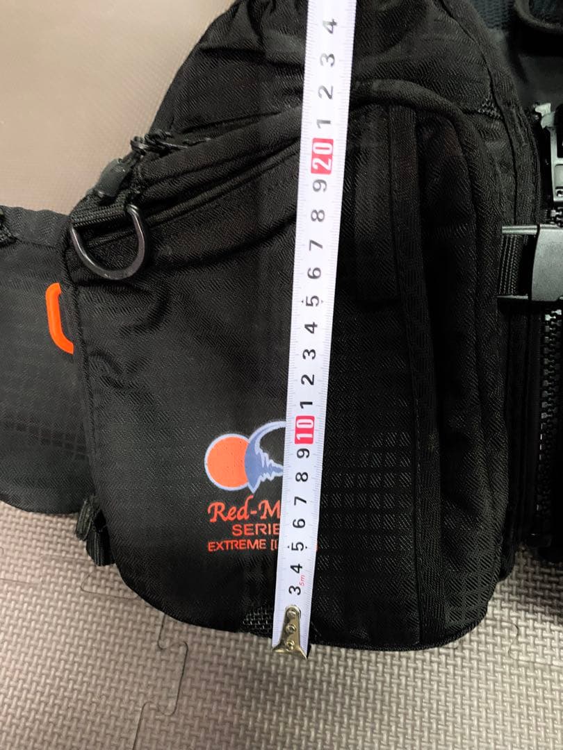 94 mazume マズメ　レッドムーンライフジャケット　フローティングベスト