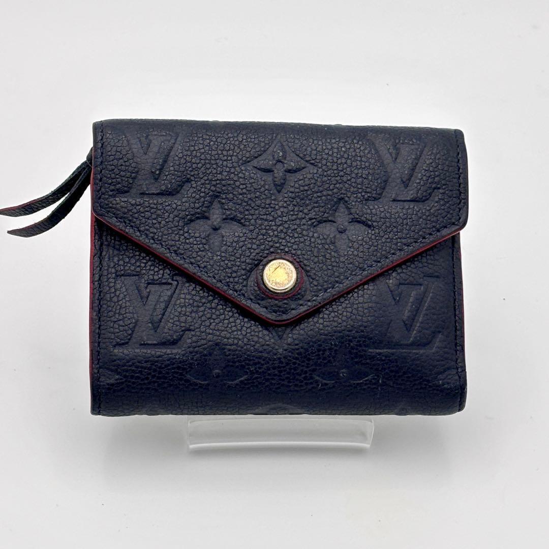 ルイヴィトン ポルトフォイユ・ヴィクトリーヌ　モノグラム マリーヌルージュ