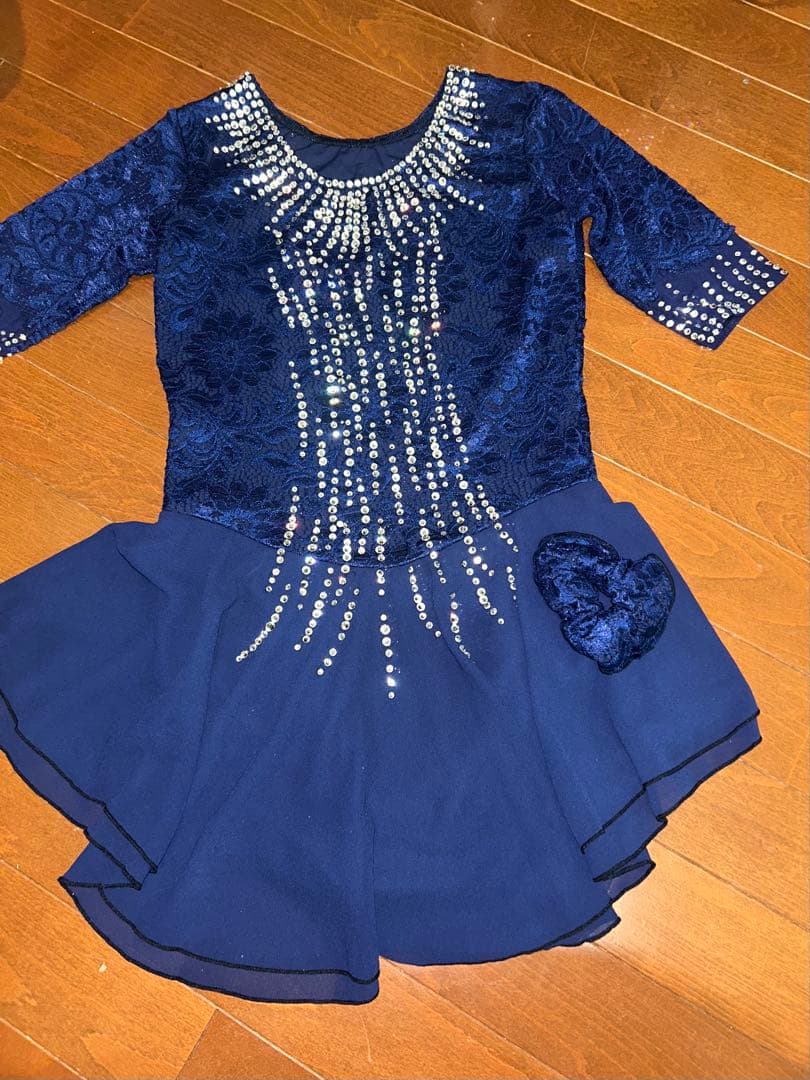 最終値下げ！ネイビー ビーズ装飾 ダンス、フィギュアスケート衣装