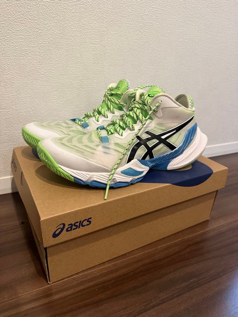 ASICS バレーボールシューズ メタライズ　27センチ