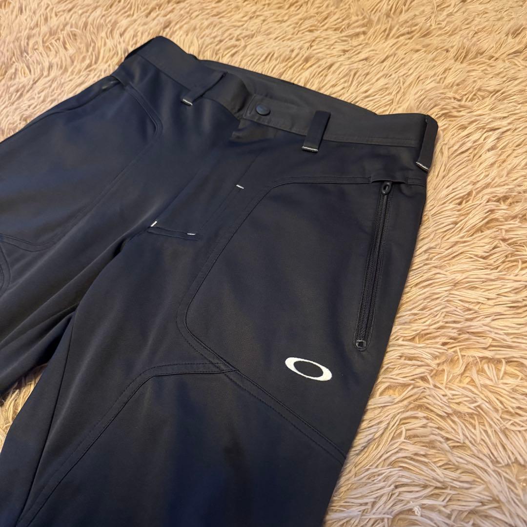 しんさん様　OAKLEY　ゴルフウェア上下　スカル　ロゴ　フルジップ　ブラック