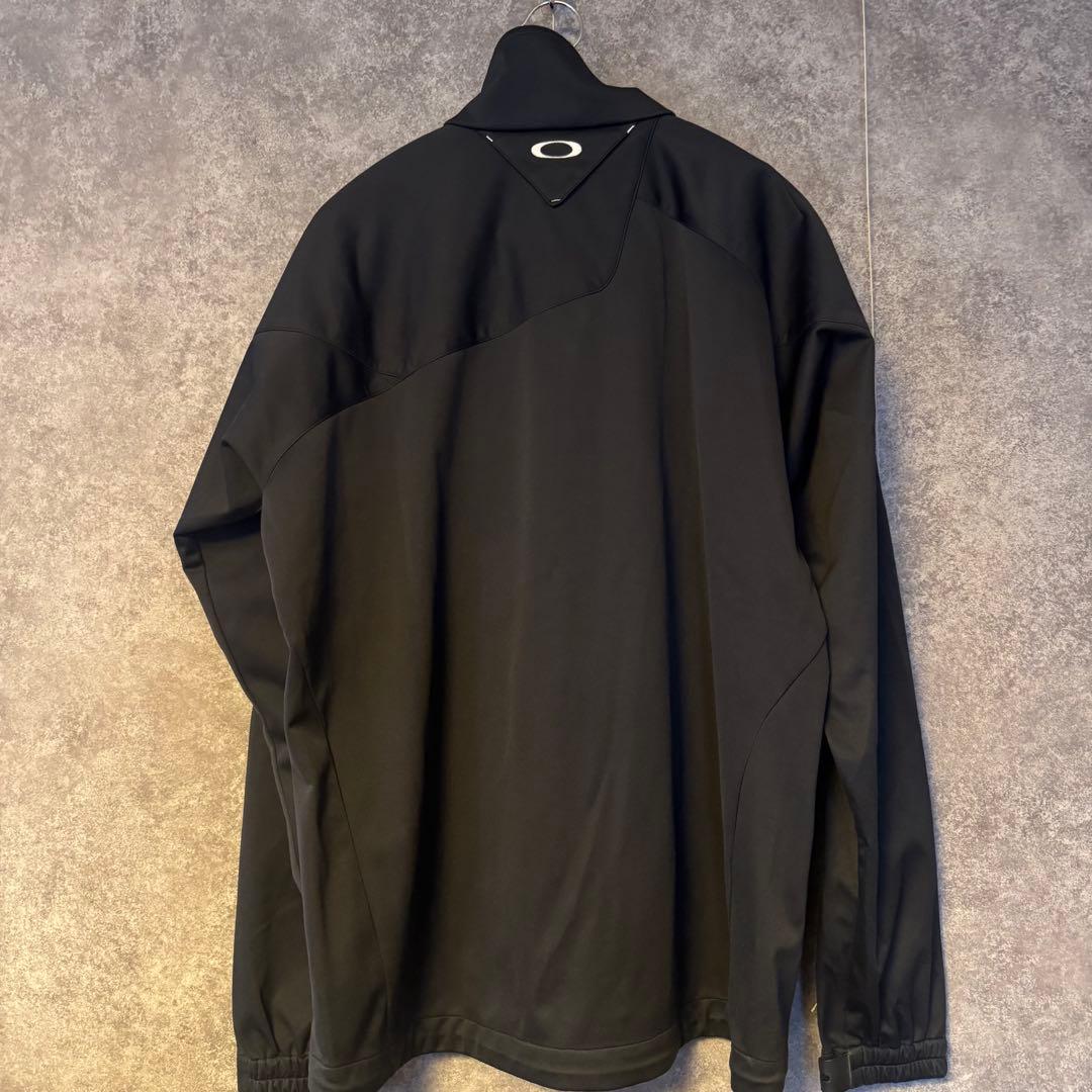 しんさん様　OAKLEY　ゴルフウェア上下　スカル　ロゴ　フルジップ　ブラック