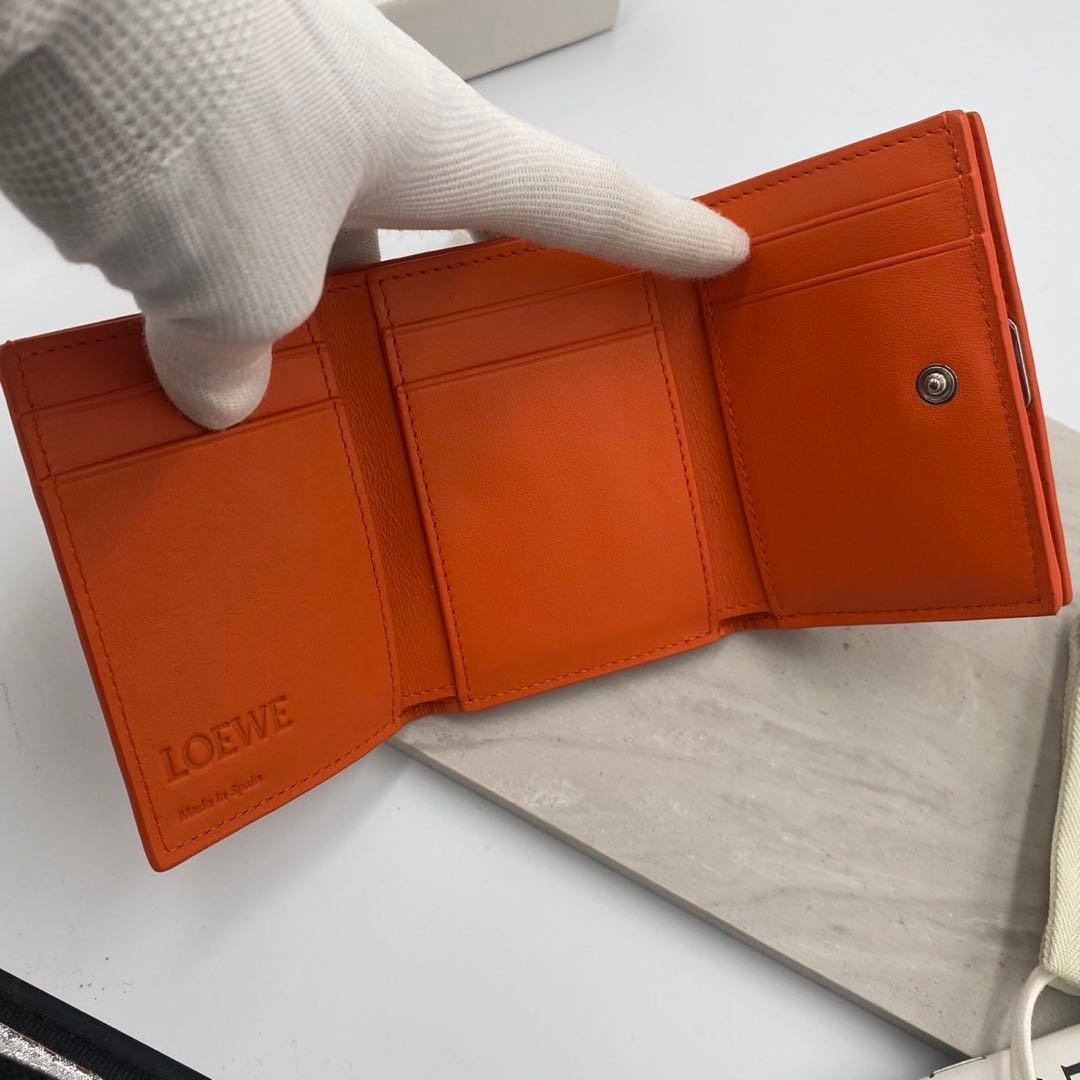 ！新品同然！　ロエベ　アナグラム　オレンジ　付属品完備　27AK