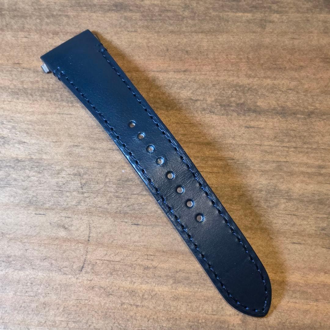 Cartier サントスドゥカルティエMM ネイビーブルーカーフレザー