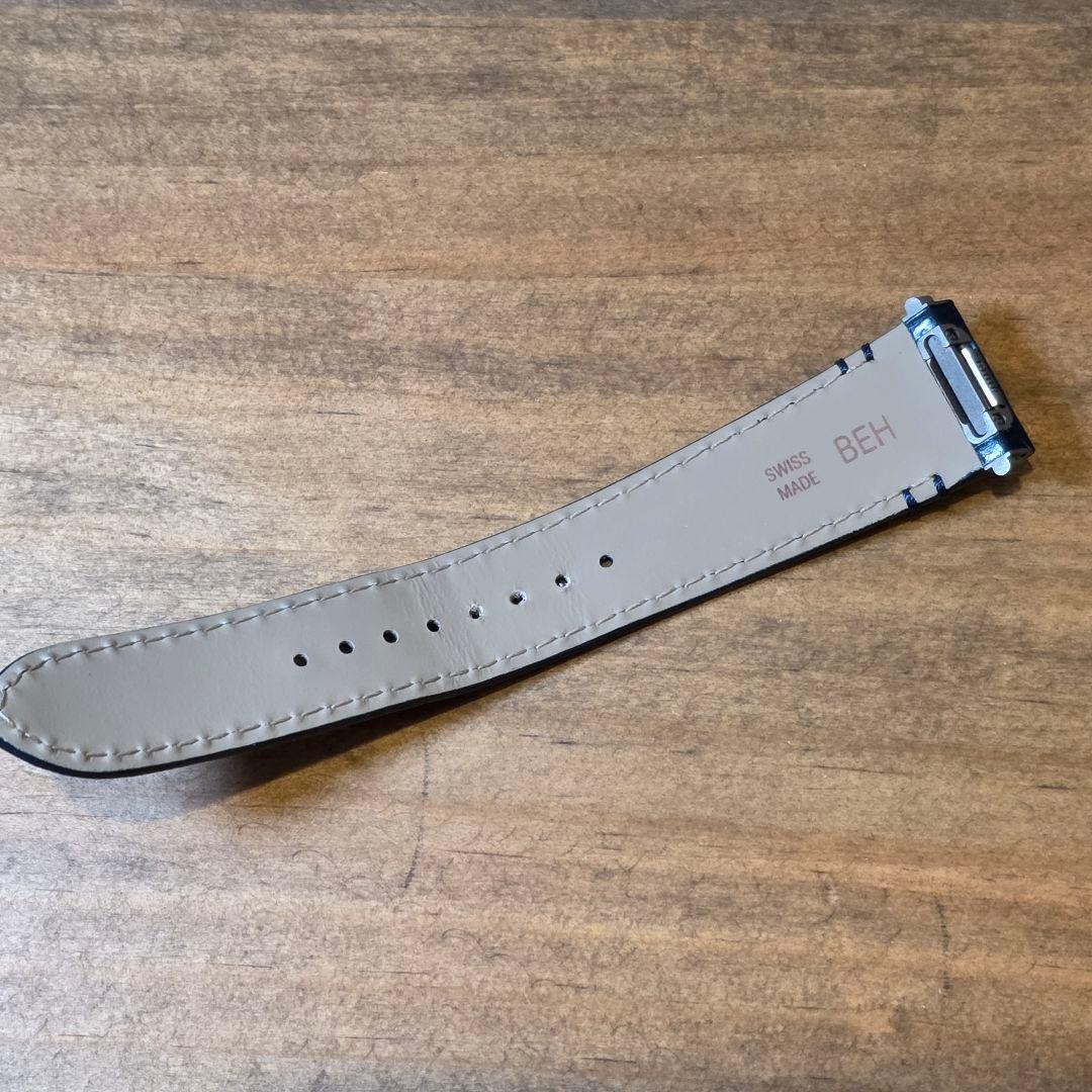 Cartier サントスドゥカルティエMM ネイビーブルーカーフレザー