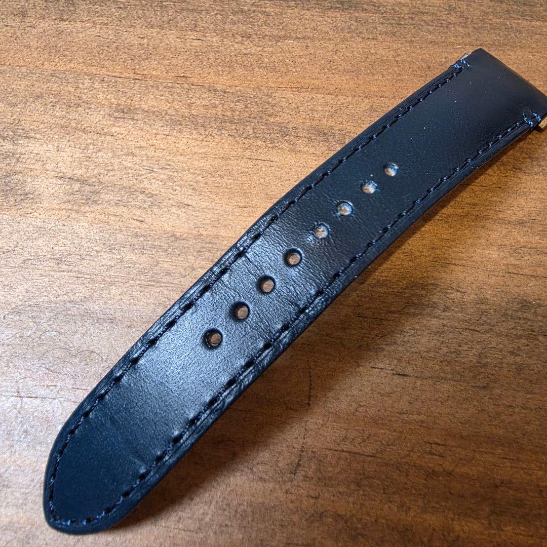 Cartier サントスドゥカルティエMM ネイビーブルーカーフレザー