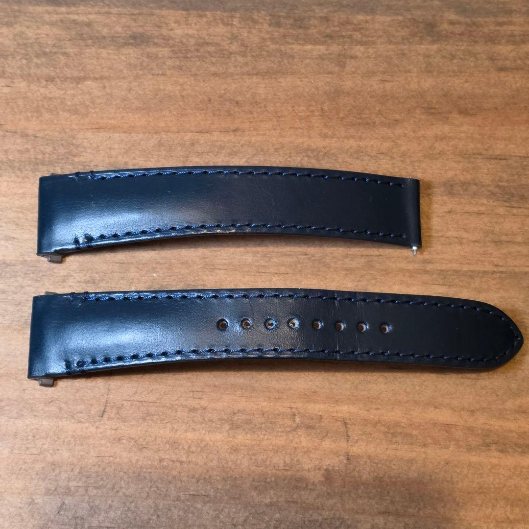 Cartier サントスドゥカルティエMM ネイビーブルーカーフレザー