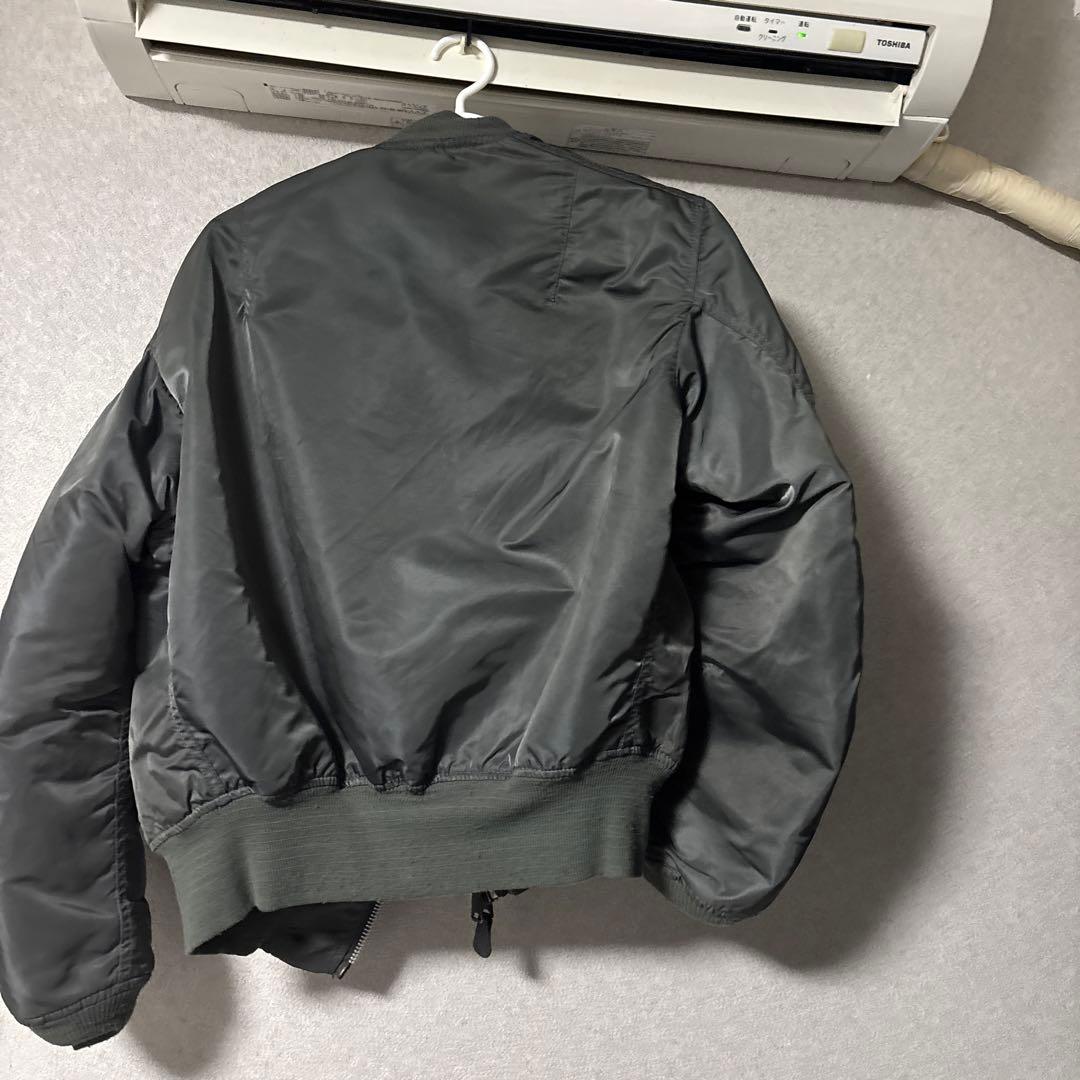 Alpha MA-1 フライトジャケットUSA M