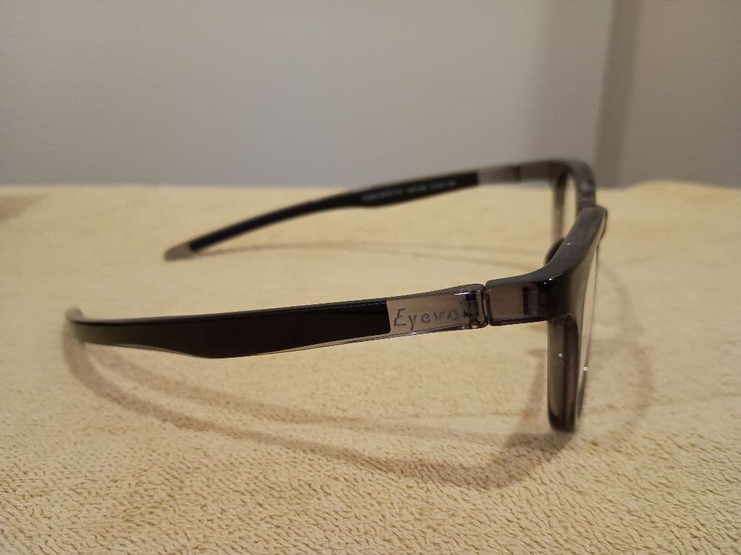 【新品】eyevol サングラス 調光レンズ