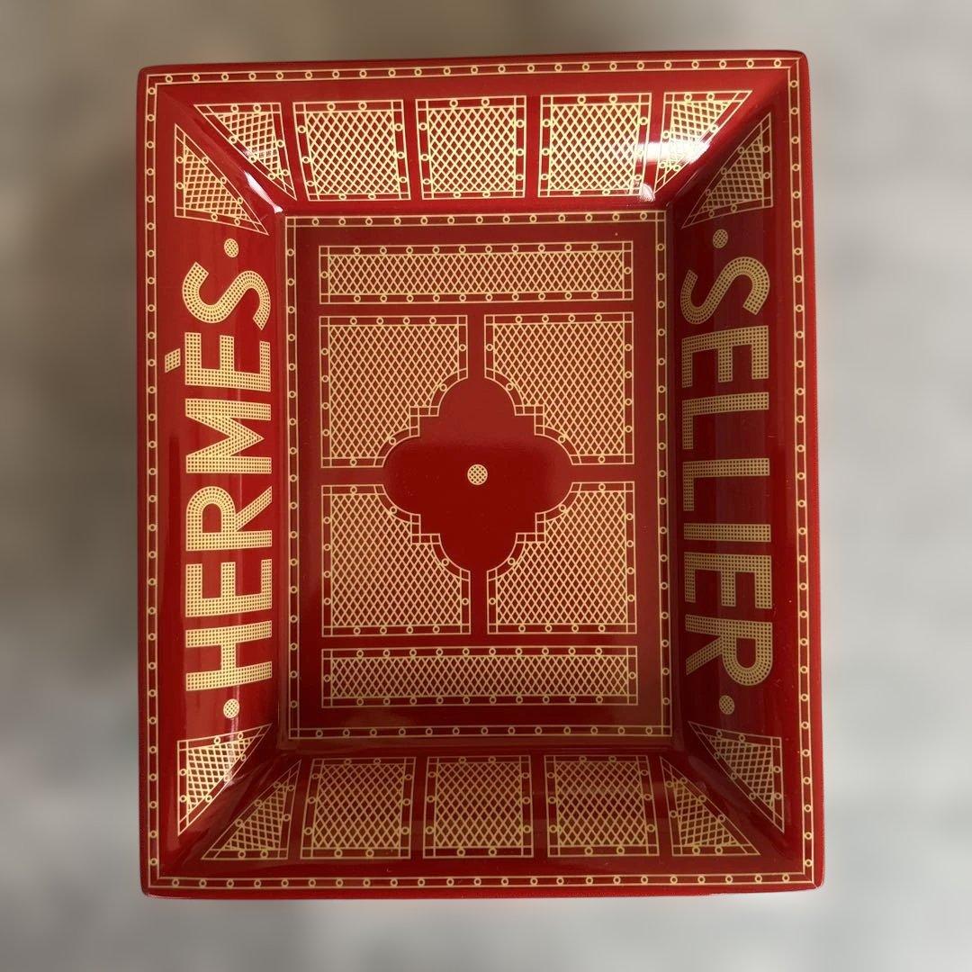 HERMES SELLIER 赤 陶器トレイ　灰皿　アッシュトレイ