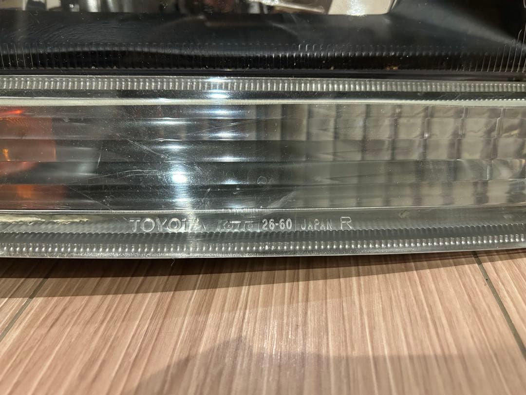 ハイエース100系ワゴンヘッドライト インナーブラック左右セット