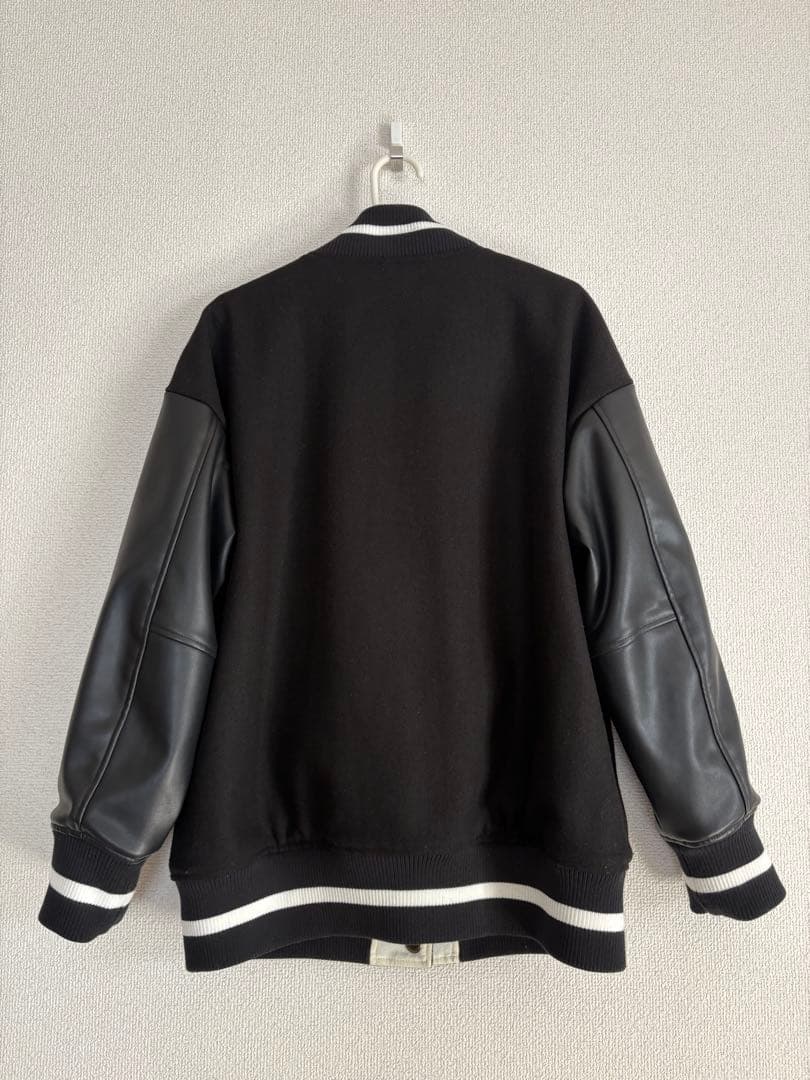 ANIECA【アニーカ】リバーシブルスタジャン・刺繍入り