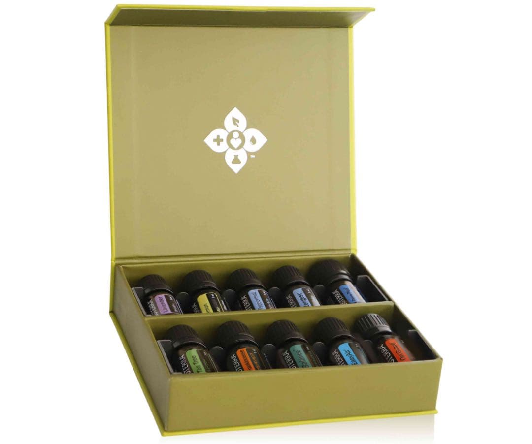 dōTERRA ファミリーエッセンシャルズキット