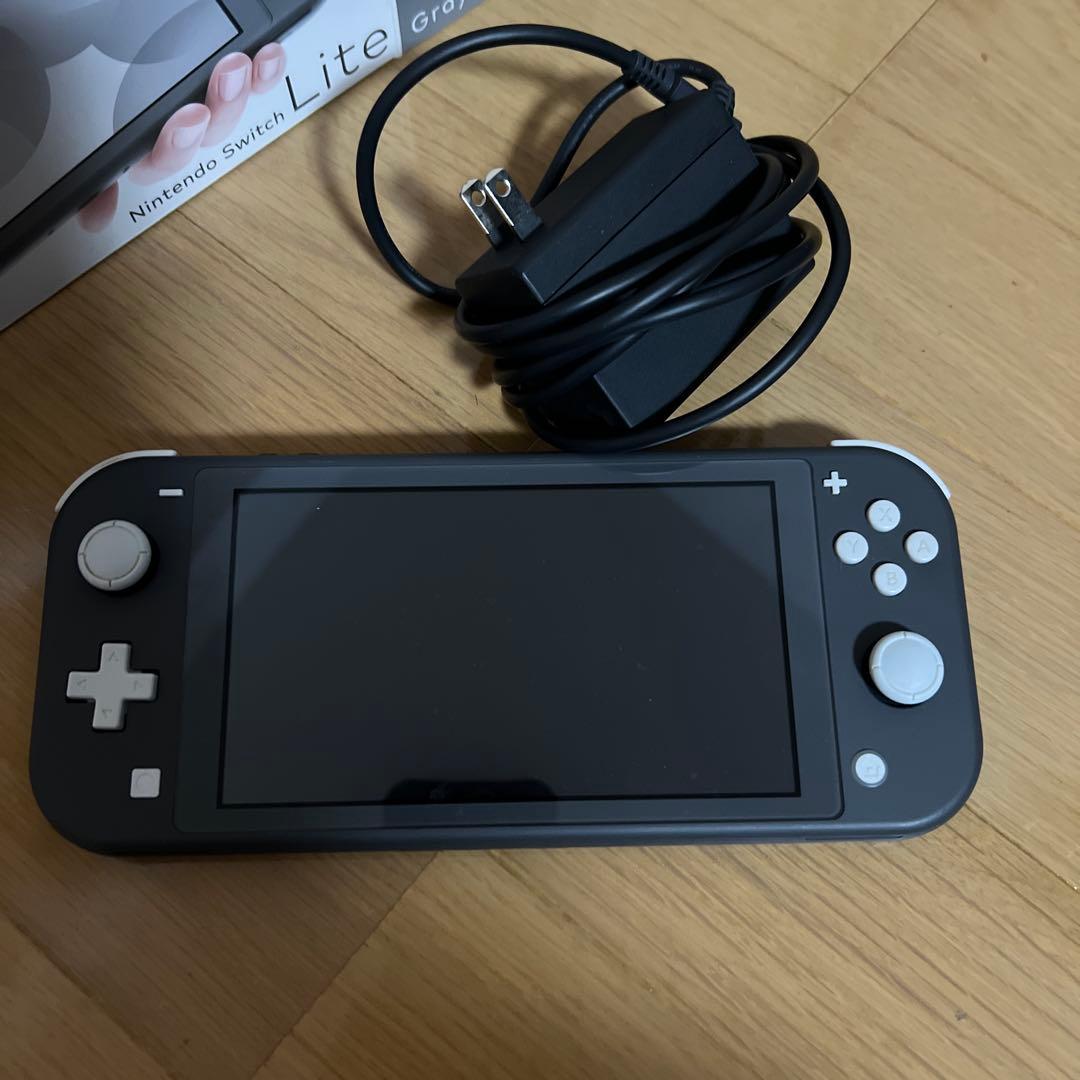 【美品】Nintendo Switch Lite グレー 2021年製充電器付き