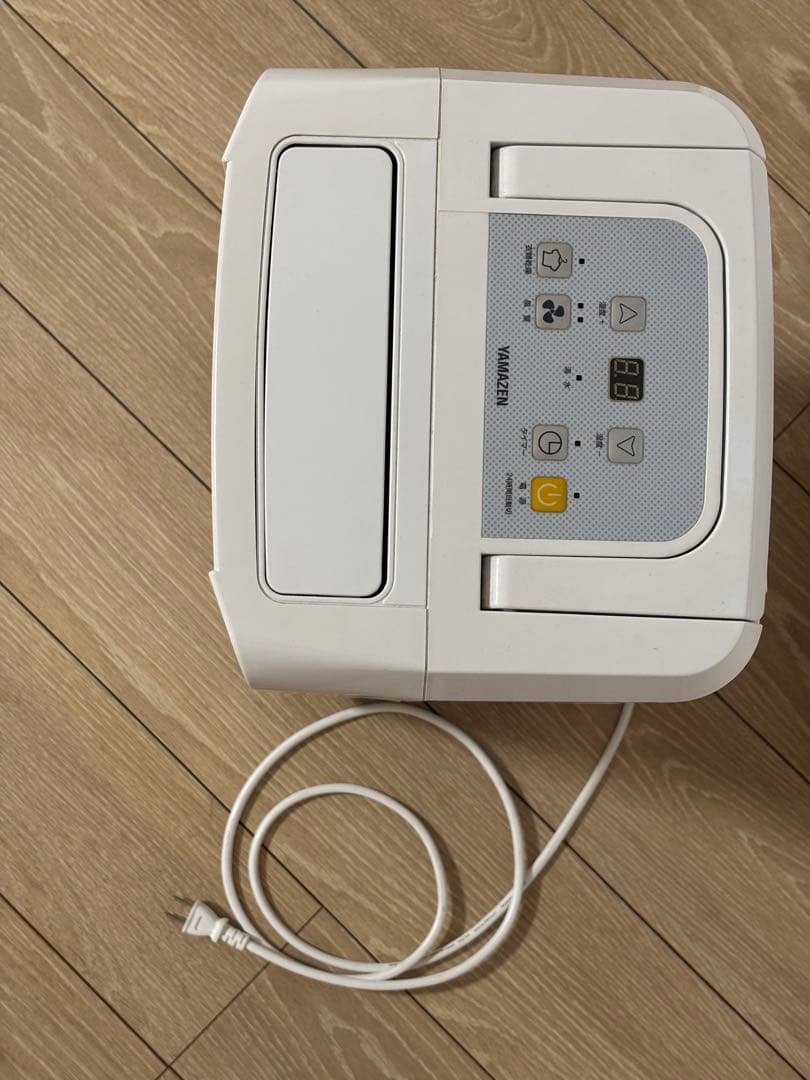 山善 除湿機 コンプレッサー式10L/日YDC-C100 衣類乾燥キャスター付き