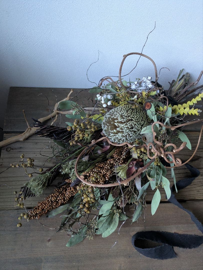 ドライフラワー　スワッグ　インテリア　バンクシア