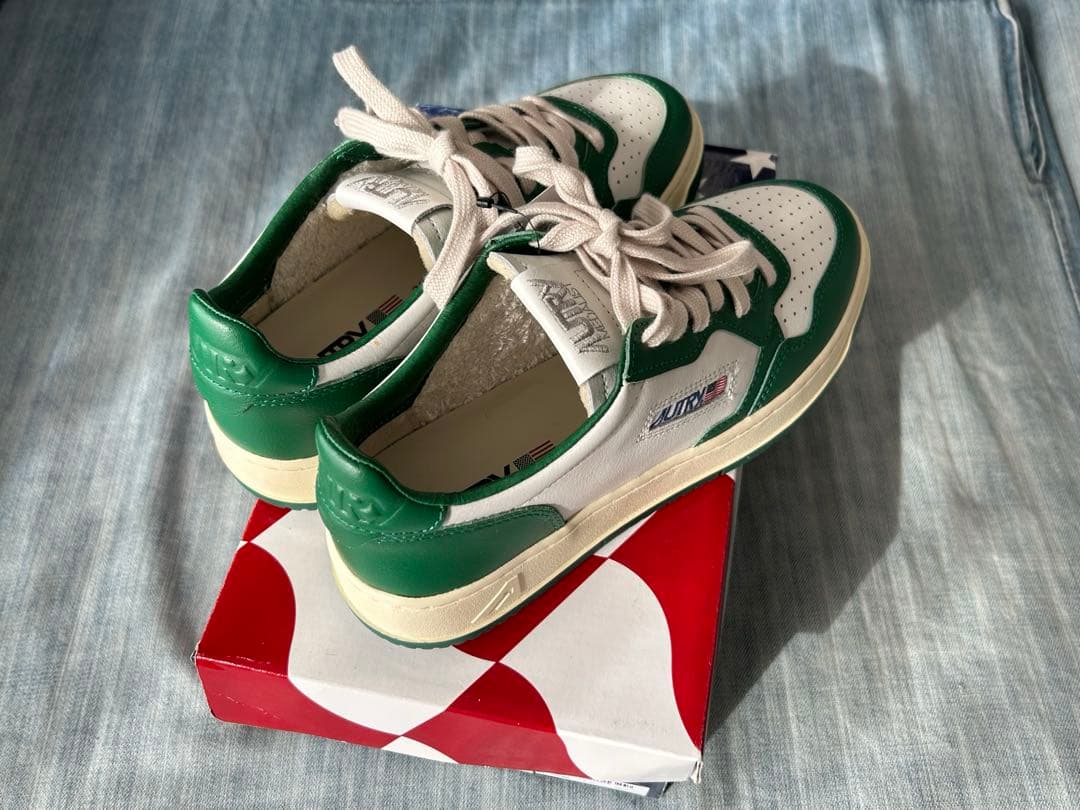 新品　AUTRY オートリー　MEDALIST スニーカー 37サイズ