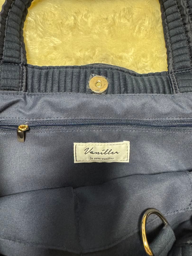 M✨新品未使用le reve vanillerフリルヘムヌビトートバッグ♡