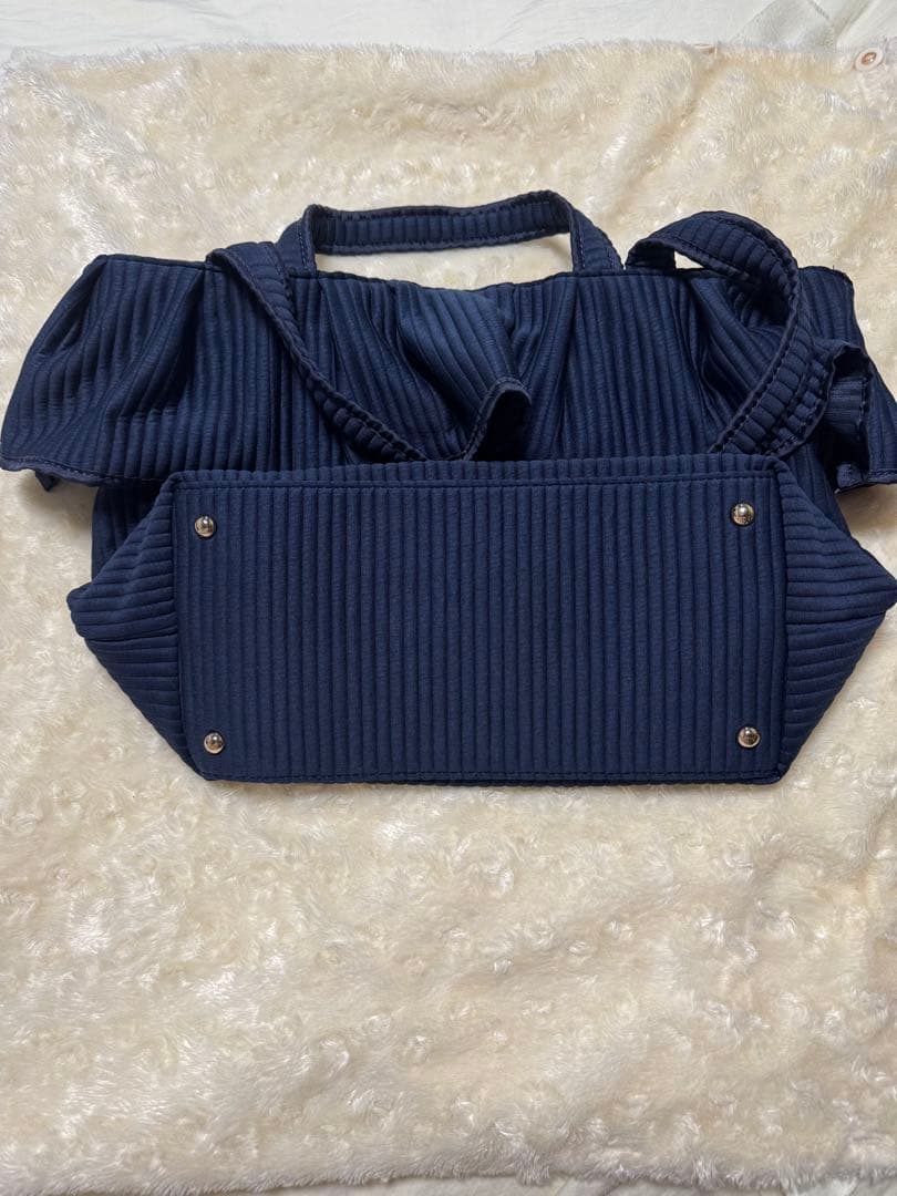 M✨新品未使用le reve vanillerフリルヘムヌビトートバッグ♡