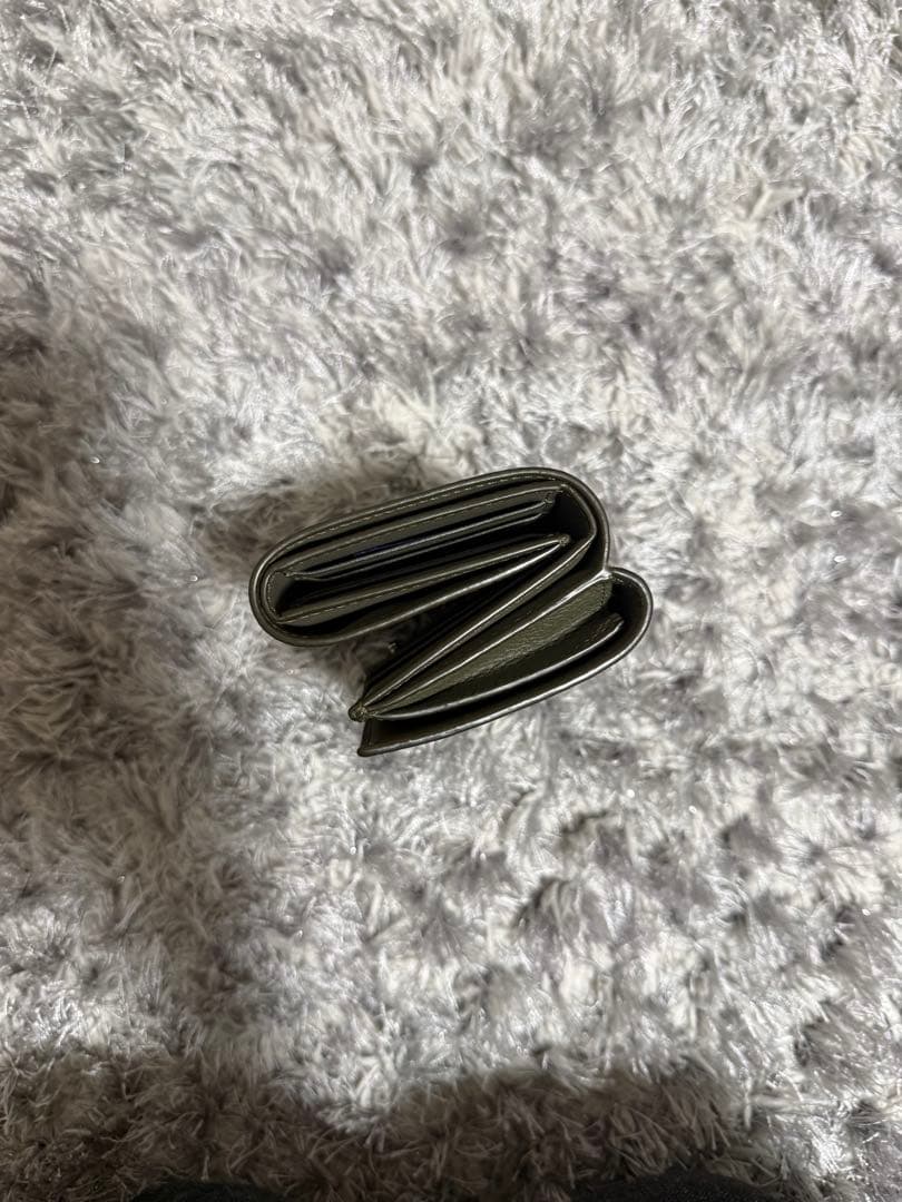 LOEWE 財布　カーキ　三つ折り　ロエベ