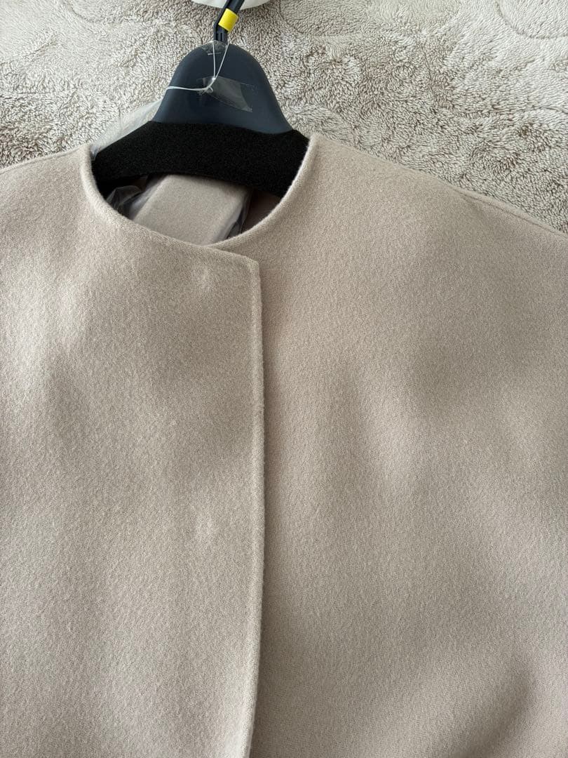 【未使用、タグ付き】FRAIＩ.Dのベージュ⭐︎ノーカラーコート